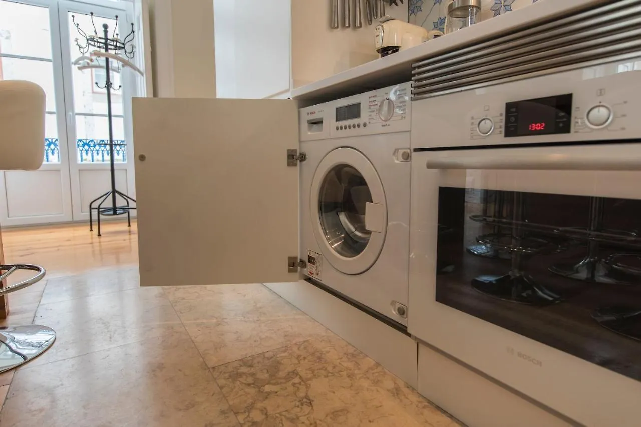 Lovelystay - Cozy Duplex Home In Alfama Lisboa