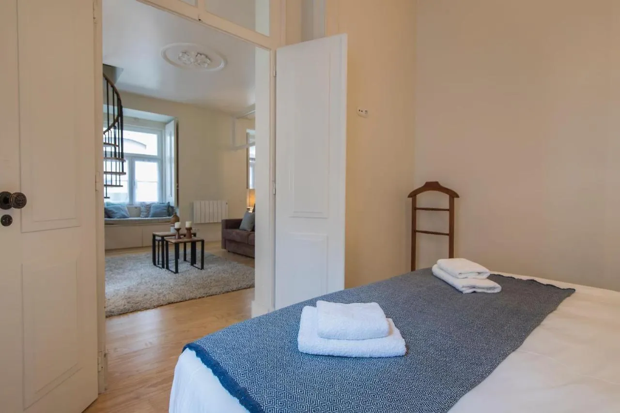 شقة Lovelystay - Cozy Duplex Home In Alfama Lisboa البرتغال