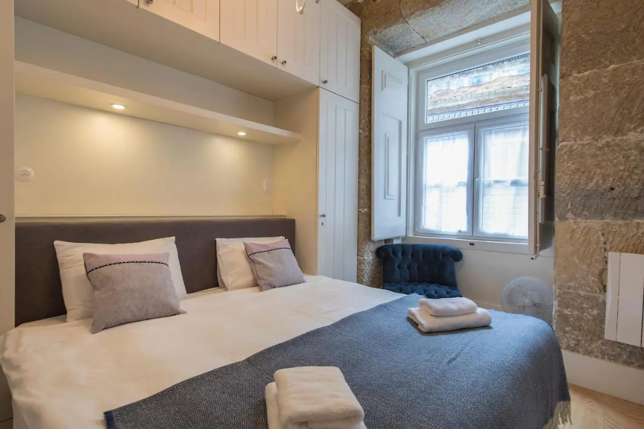 ליסבון Lovelystay - Cozy Duplex Home In Alfama 0*,  פורטוגל